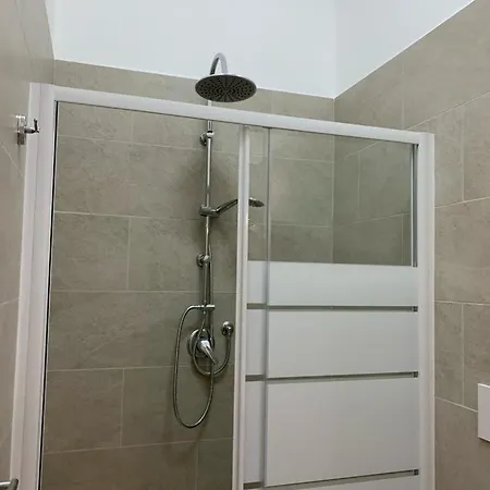 Roxyanto Maradona Quarto em Acomodações Particulares *